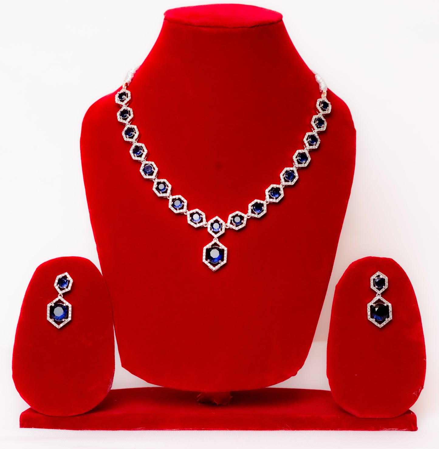 ad Jewelry Set